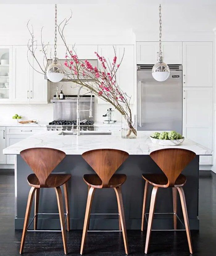 top-10-bar-stools-that-blend-style-and-comfort_1.jpeg